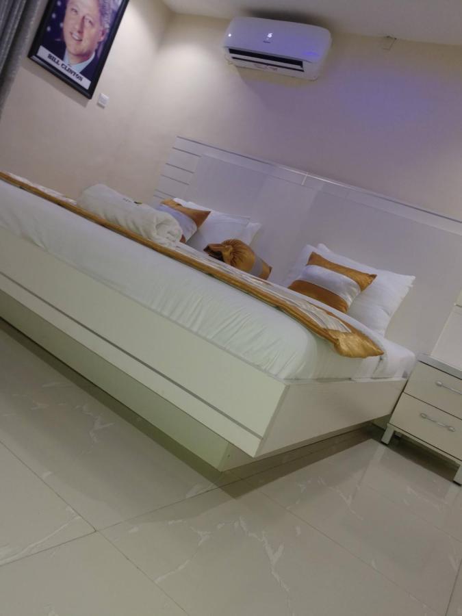Appleville Suites Ikeja Bagian luar foto
