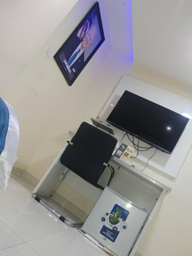 Appleville Suites Ikeja Bagian luar foto