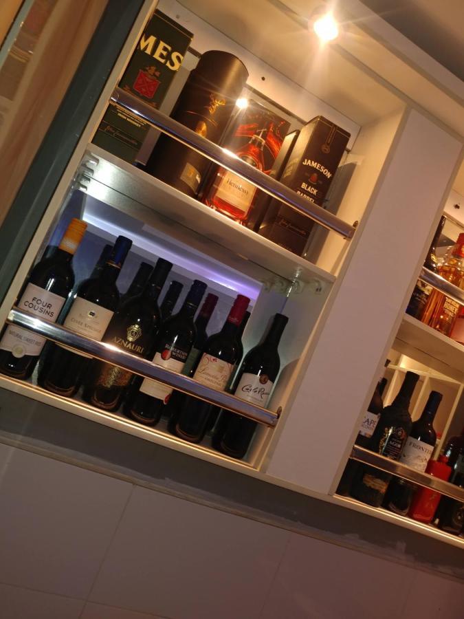 Appleville Suites Ikeja Bagian luar foto