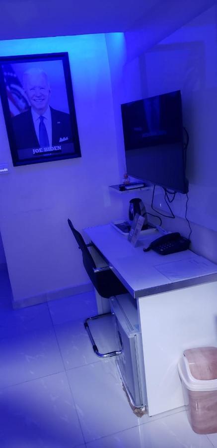 Appleville Suites Ikeja Bagian luar foto