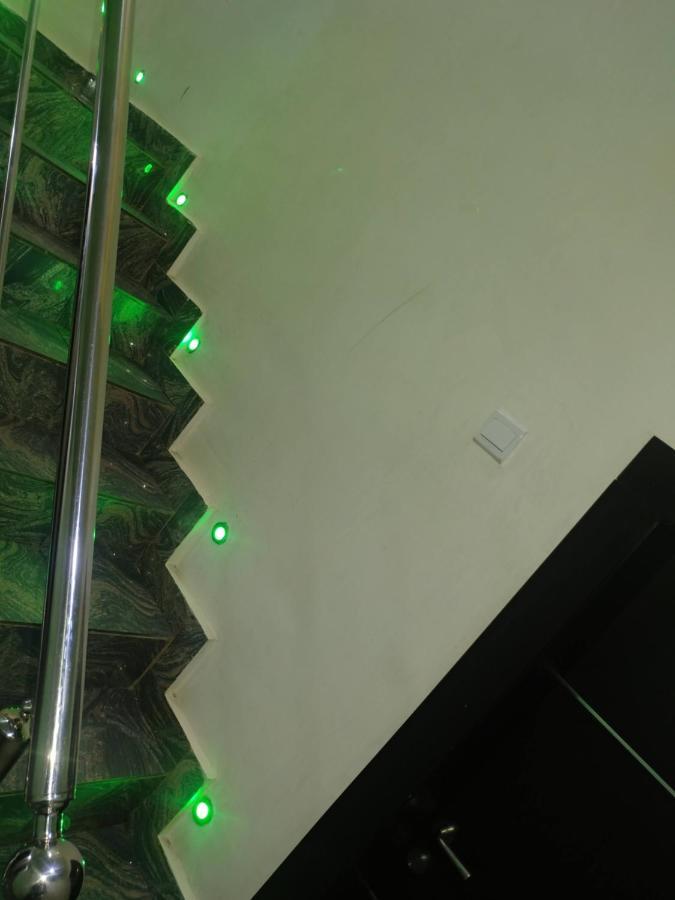 Appleville Suites Ikeja Bagian luar foto